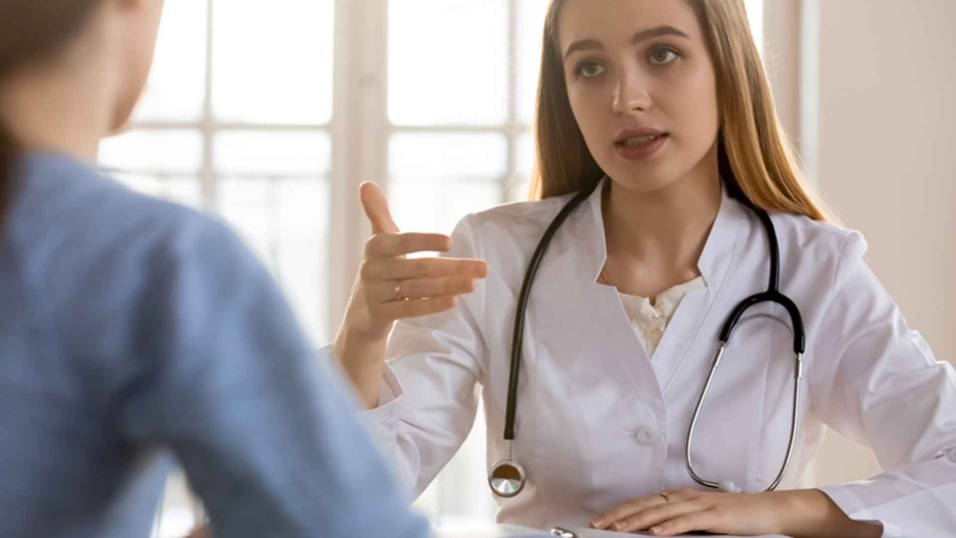 Diagnosi mancata di endometriosi: nessuna condanna per il ginecologo di fiducia, manca la prova del nesso causale