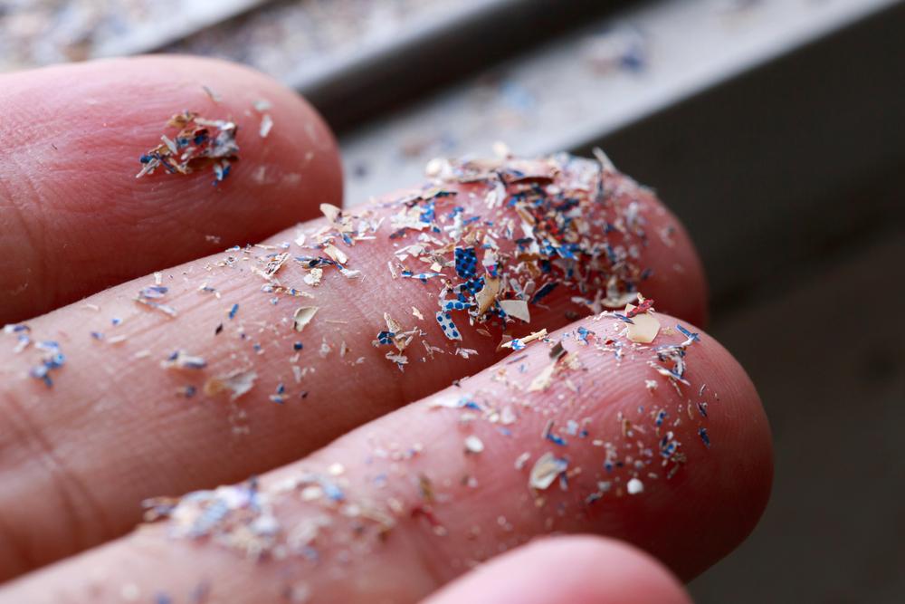 Glitter: l&#8217;Ue vieta i brillantini in cosmetici contro le microplastiche